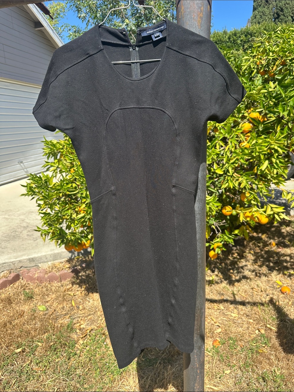 French Connection Black Short-Sleeve Midi Sheath Dress Made in 🇬🇷